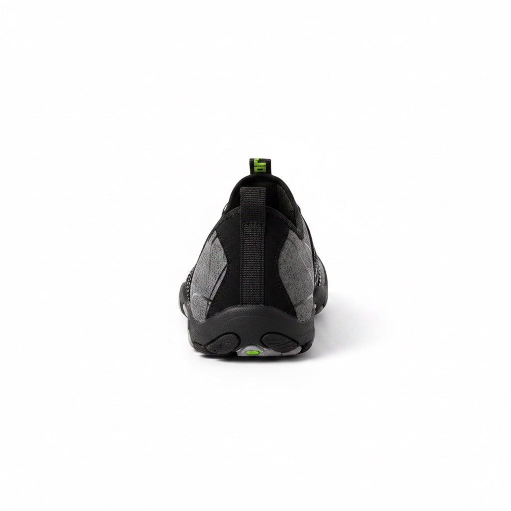 Trail Flex Barefoot Shoes – in water (3)