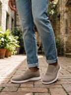 Brown Mens barefoot shoes designed for premium quality 
